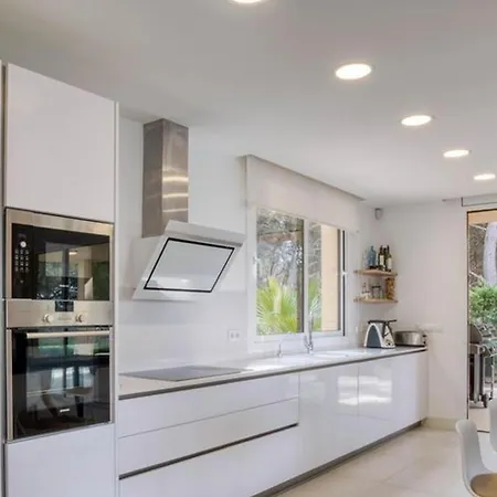 Stunning With Pool Apartamento Begur